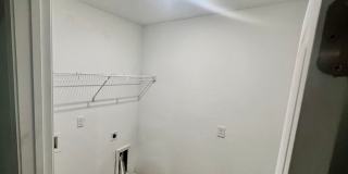 Like-New 2025 4-bedroom home for rent Gallery 26