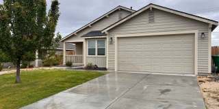 Large 4 bedroom home located in Green Valley Ranch, Fernley Gallery 1