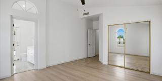 5958 E Kelton Lane Gallery 18