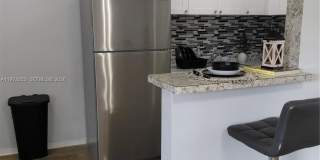 1431 SW 24th Ct Gallery 15