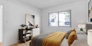 1545 N Laurel Gallery 3