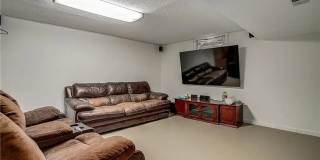 Spacious 3bd/2ba House in Independence, MO! Gallery 18