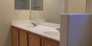 Centennial Hills 3 Bedroom Home! Gallery 23