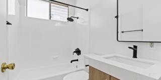 2921 Arizona Apartments Gallery 17