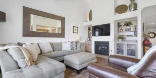 76570 Hollyhock Drive Gallery 5