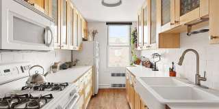 3505 72nd St Apt 4E Gallery 1