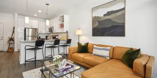 Link Apartments 4th Street Gallery 7