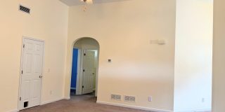 Beautiful Mirror Lake Home for Rent! Beautiful Mirror Lake Home for Rent! Gallery 5