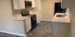 Room in 4 Bedroom Home at Bragg St Gallery 1