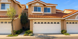 Beautiful 3 bed 2.5 bath home in Oak Park! Gallery 1