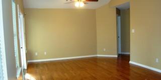 Comfortable 3BR/2BA Home with Open Floor Plan, Vaulted Living Room & Privacy-Fenced Backyard Gallery 5