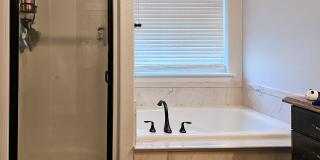 Summerfield Townhome Gallery 18