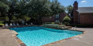 The Versailles Gallery 25