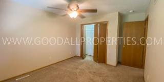 Executive Home - 4 Bedroom, 3.5 Bathroom in Country Club Neighborhood with Finished Basement Gallery 11