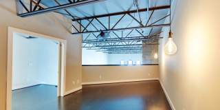 Cool and modern urban loft in Uptown Charlotte! Gallery 31