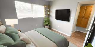 1339 West Point Dr - Unit B Gallery 11
