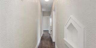 3217 Elmhurst Street Gallery 9
