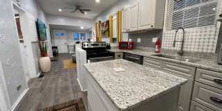 1077 Hampton Street NW Gallery 8