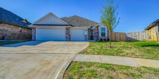 Beautiful Newer Construction Home in Stone Lake! Gallery 1
