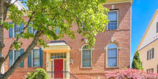 218 CORK TREE Lane Gallery 1
