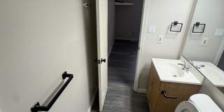 813 S Grosvenor Ct Gallery 28
