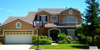 Beautiful Clovis Home with a pool... Gallery 1