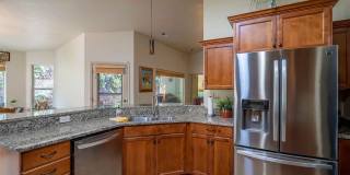 Beautiful pet friendly 4 bedroom home-AVAILABLE TODAY! Gallery 22