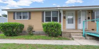 1001 Davis Street Gallery 1