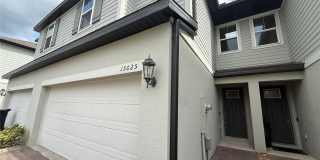 15025 WILLOW ARBOR Circle Gallery 2