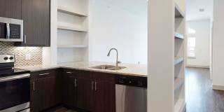 The Canal Gallery 17