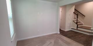 3BR/2.5BA End Unit Townhome Gallery 7