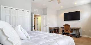 19500 Marsh Point Run unit: 201 Gallery 14