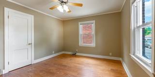 2315 Auburn Street - 2 E Gallery 15