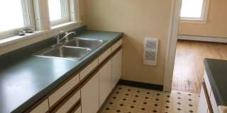 3 Bedroom Single Family Home w/ Hardwood Floors 3 Bedroom Single Family Home w/ Hardwood Floors Gallery 6