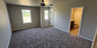 Modern 3 bed 2.5 bath twinhome in South Bismarck Gallery 5