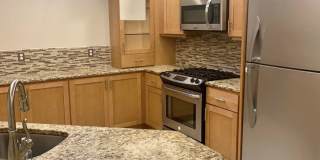 Amazing 2-Bedroom Townhouse Located in Bella Vista! Available mid-July! Gallery 10