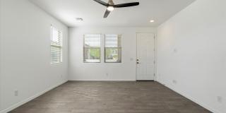 25101 N 141st Avenue Gallery 18