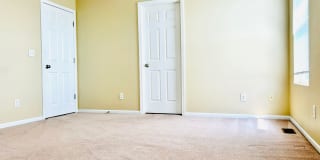 Large 3 bedroom Home, North Park Area Gallery 14