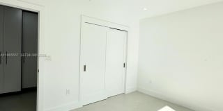 524 NE 65th St Gallery 11