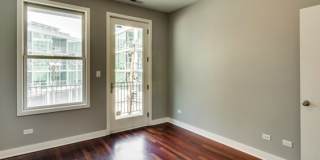 1232 N Milwaukee ave Gallery 4