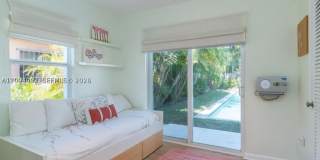 1123 Bay Dr Gallery 20