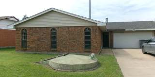 Beautiful 3-Bedroom, 2-Bath Home in Southeast Lawton Gallery 1