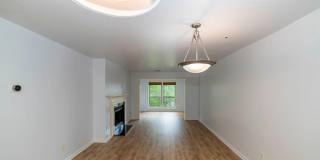 3176 SUMMIT SQUARE Drive Gallery 20