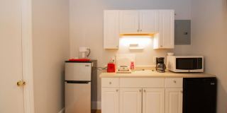 290 Beacon St Gallery 4