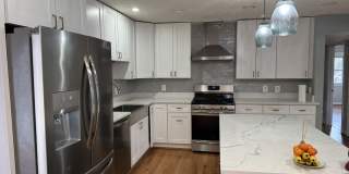 10012 Ellis Road Gallery 1