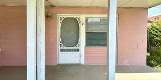 1/2 Block to the Beach & Main Beach Park! 1/2 Block to the Beach & Main Beach Park! Gallery 3