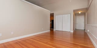 278 Main Street Gallery 44