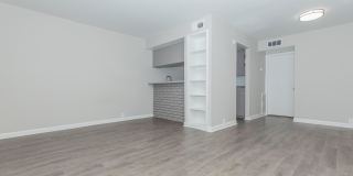 Tiffany II Gallery 32