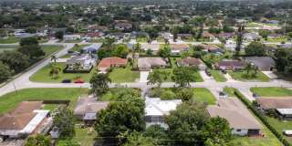 ** GOLDEN GATE CITY ** 3 BED + DEN / 2 BATH - FENCED YARD - NO HOA! - ANNUAL RENTAL Gallery 41