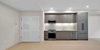 The Duke Gallery 115